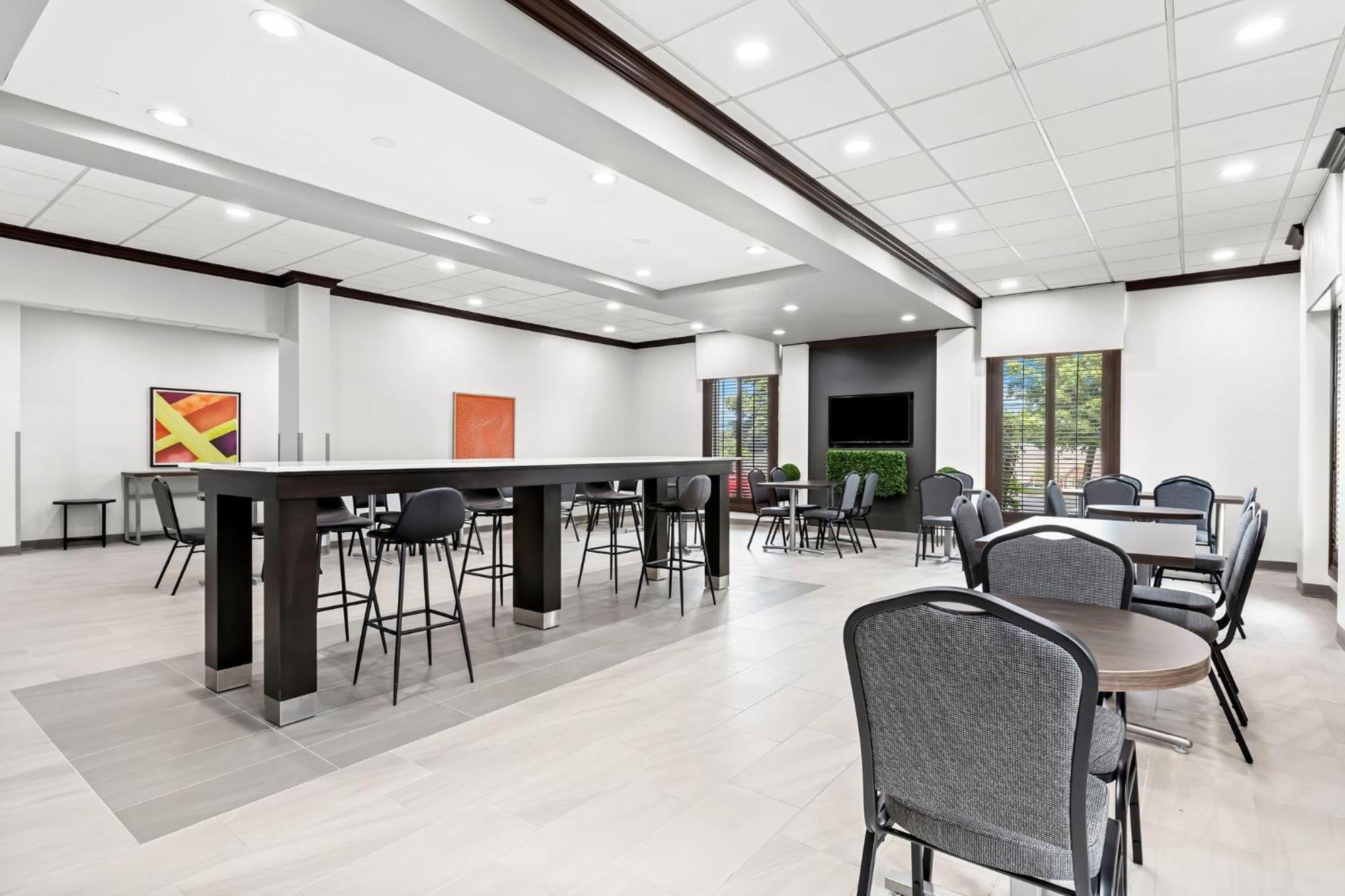 Holiday Inn Express Nashville-Hendersonville By Ihg Exterior photo